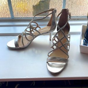 Size 9.5 Antonio Melani silver shoes. These are beautiful and so comfortable!